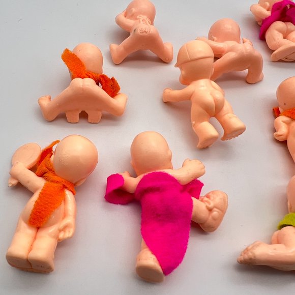 Vintage Hasbro Lil Babies Dolls Toy Mini Figurines Lot Set of 9 - Picture 9 of 12